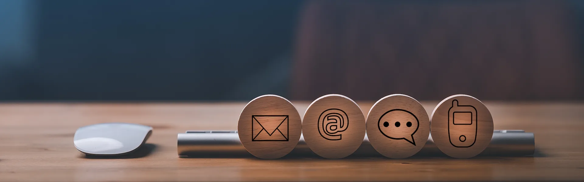 Skontaktuj się z nami